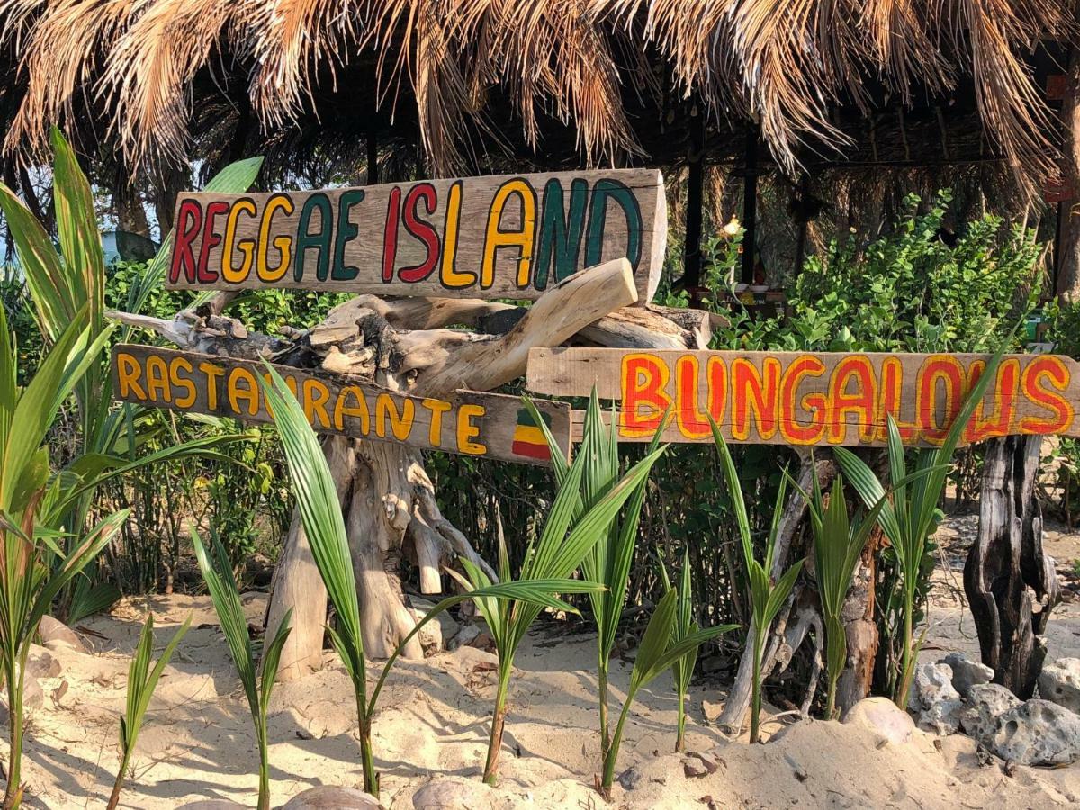 Reggae Island Private Island Hotel Koh Phayam Exterior photo