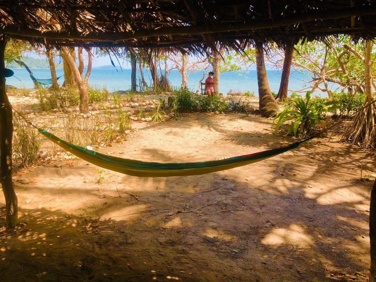 Reggae Island Private Island Hotel Koh Phayam Exterior photo